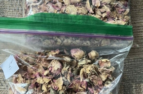 Dried rose petals